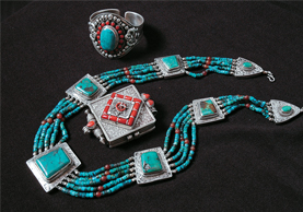 Tibetan Ornaments: Mystical Jewelry of Tibet