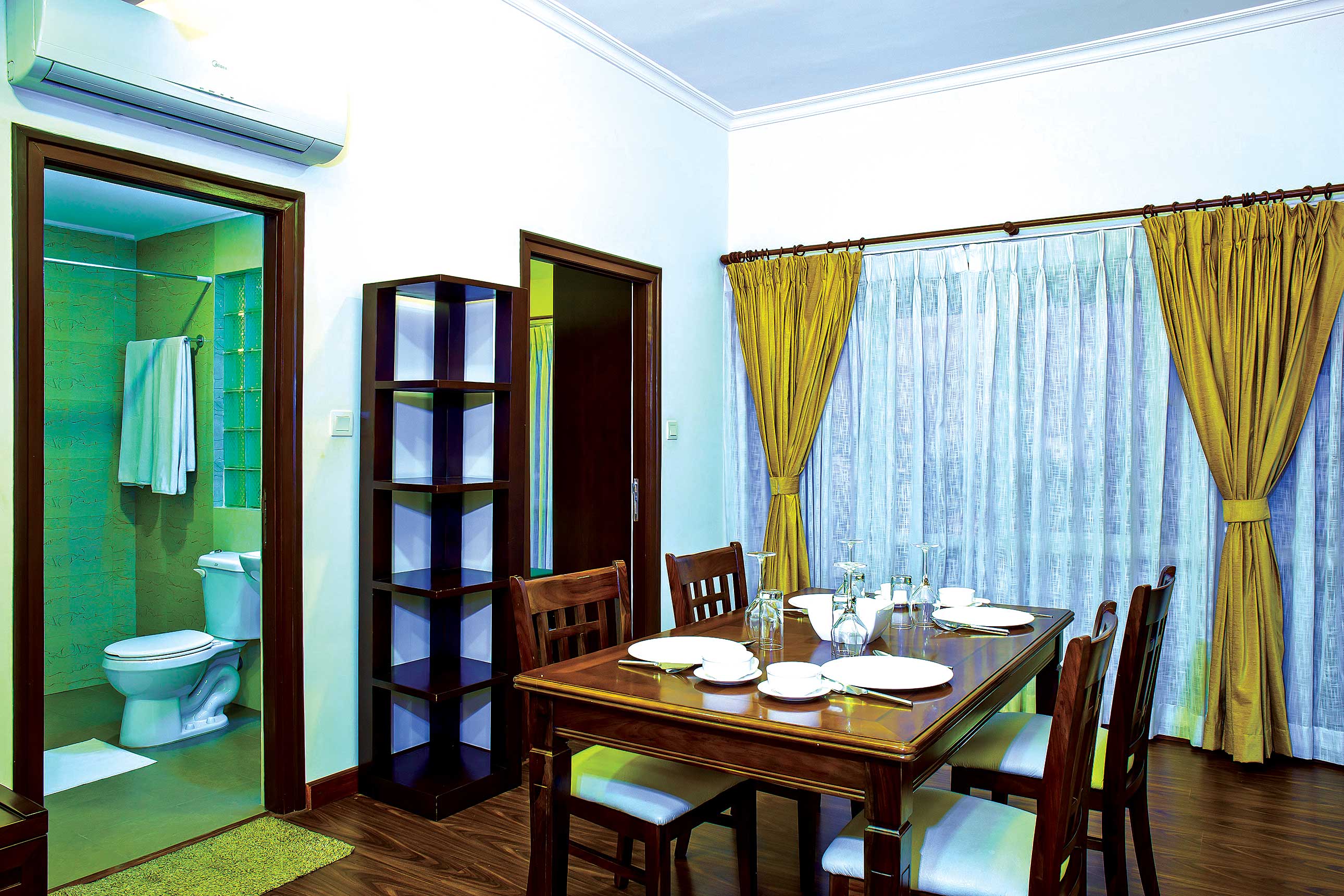 A Sweet Stay at Suite Homes